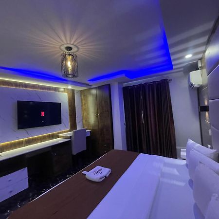 Presken Hotel Икея Экстерьер фото