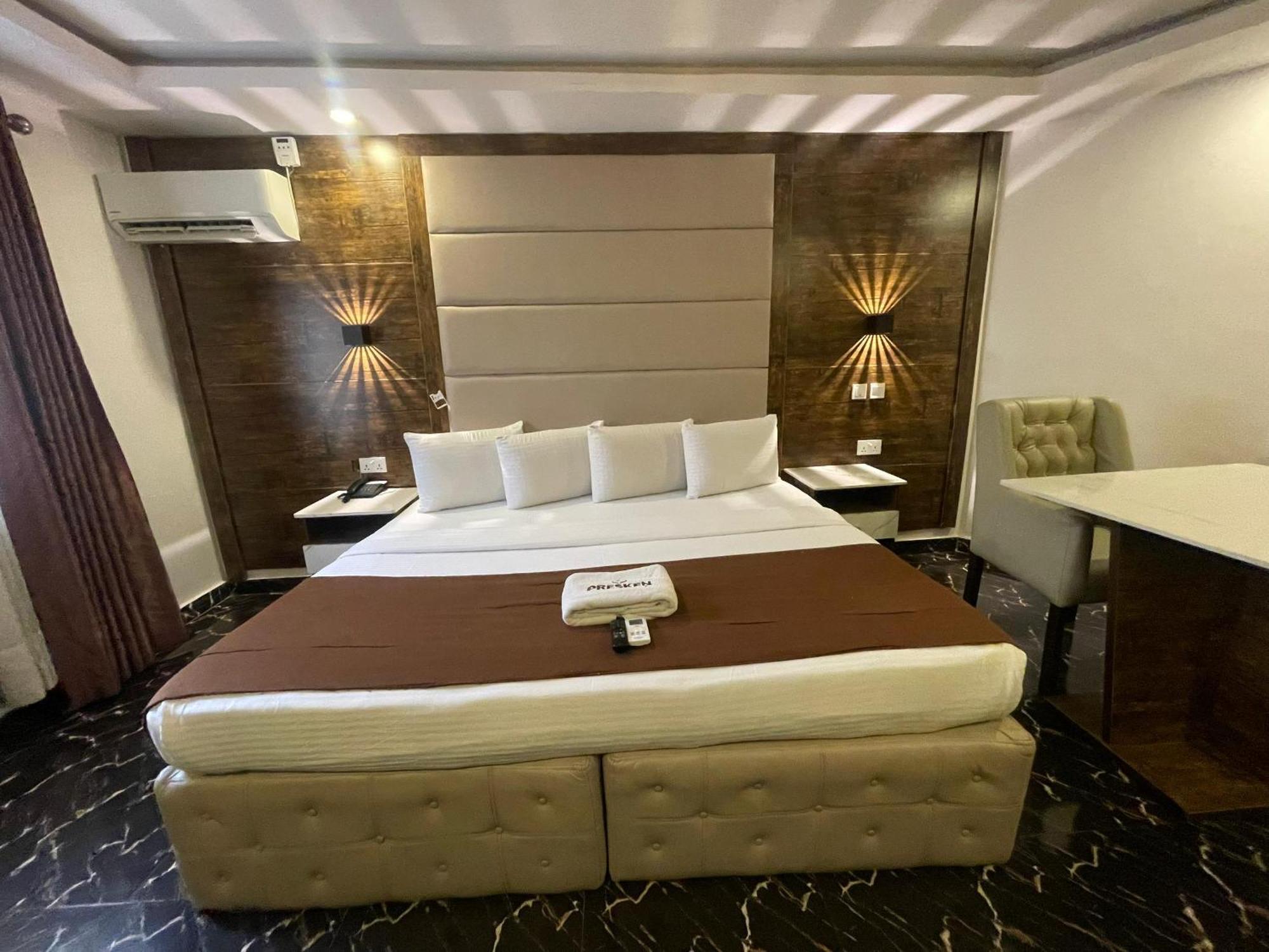 Presken Hotel Икея Экстерьер фото