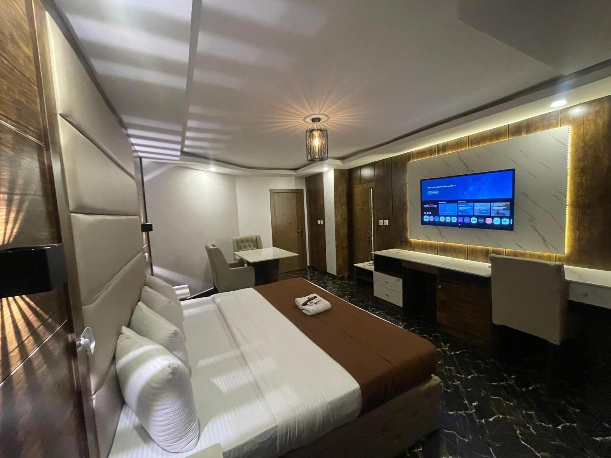 Presken Hotel Икея Экстерьер фото